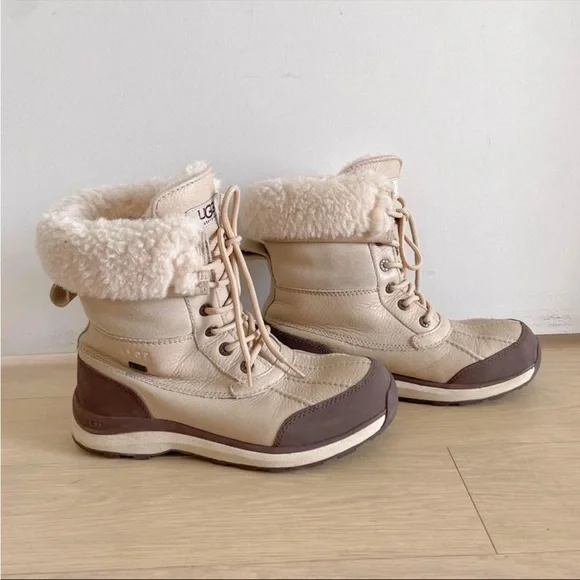 UGG Women's Adirondacky III Winter Boot - Sand Size US 8 - Picture 3 of 10